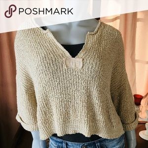 Illa Illa Cropped Beachy Sweater